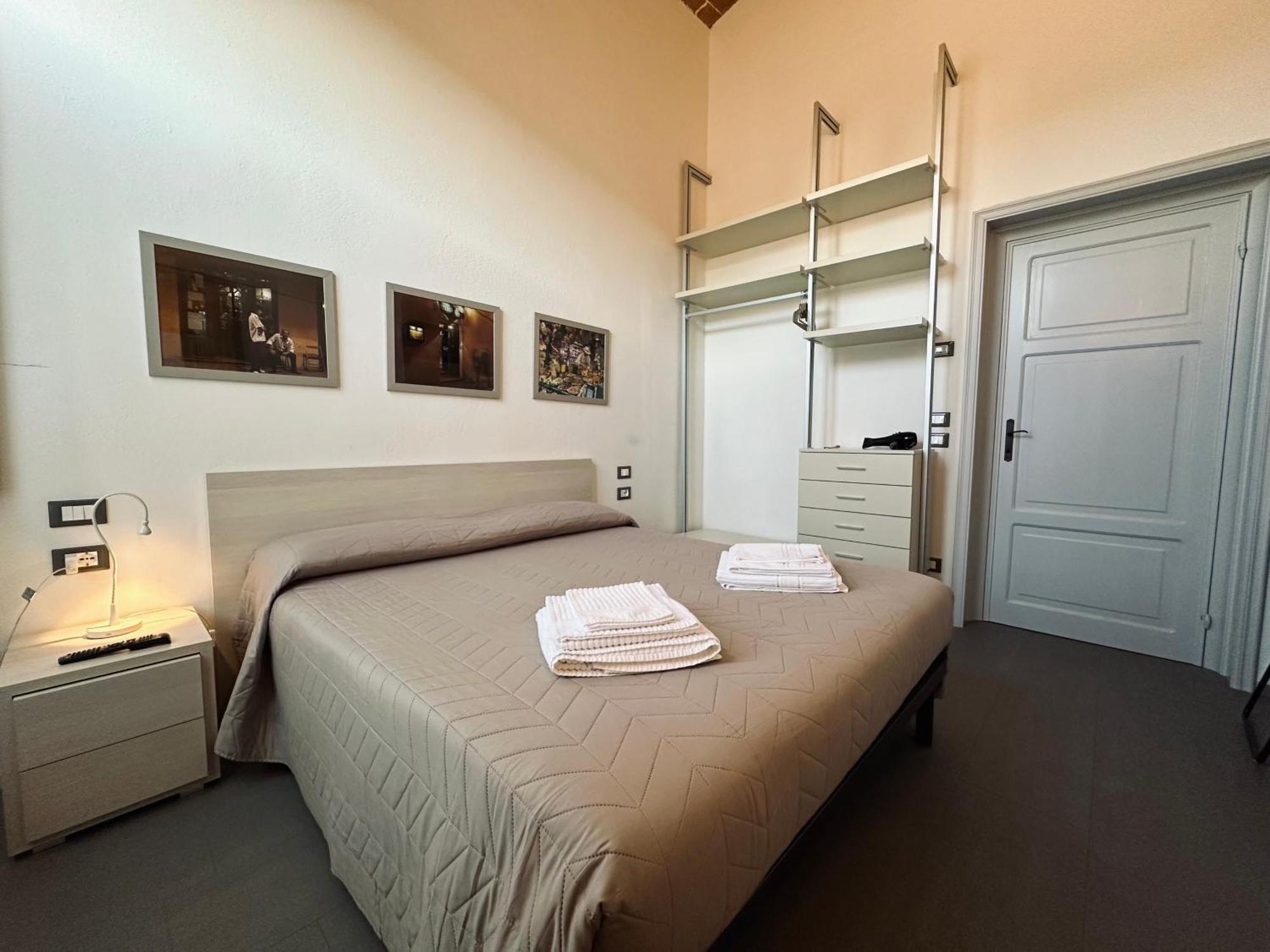 Indipendenza 24 Bed & Breakfast Bologna Exterior photo